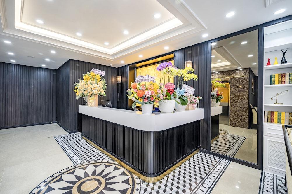Kin Hotel Ly Tu Trong Хошимин Экстерьер фото