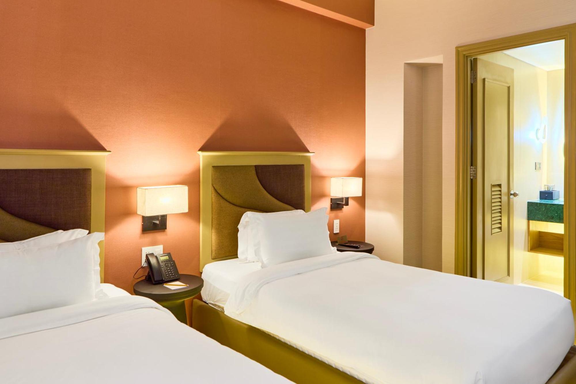Kin Hotel Ly Tu Trong Хошимин Экстерьер фото