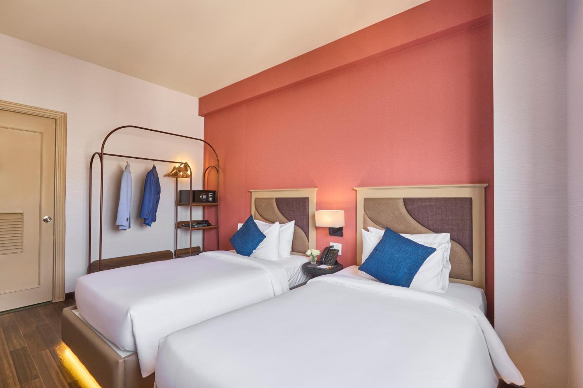 Kin Hotel Ly Tu Trong Хошимин Экстерьер фото